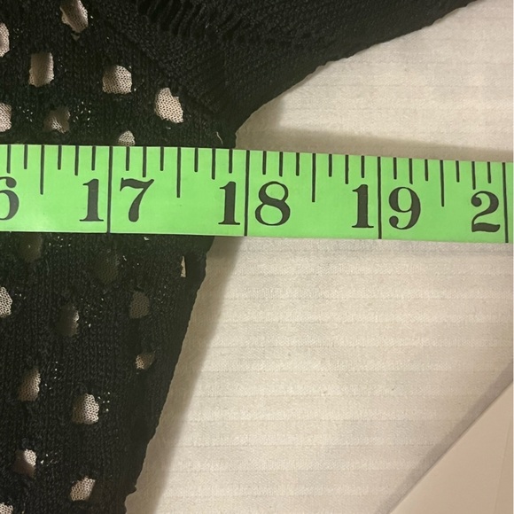 Calvin Klein Black Laser Cut Geometric Design Bodycon Dress, size Large - Picture 9 of 9